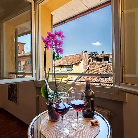 Bologna's Way Sguardo Sui Tetti Apartmán *