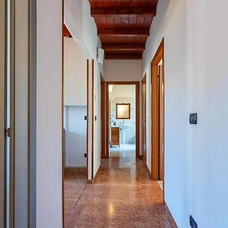 Bologna's Way Sguardo Sui Tetti