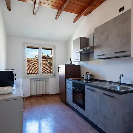 Bologna's Way Sguardo Sui Tetti * Bolonha